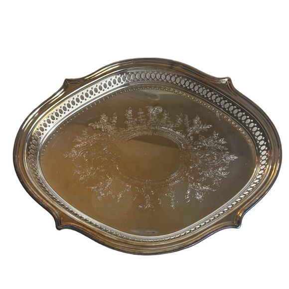 Vanity Or Serving Tray Silver Plate Etched Filigree Oval Primrose Catering Dish - Picture 2 of 12